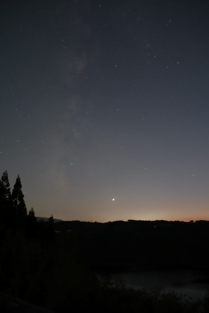 天の川と紫金山・アトラス彗星1